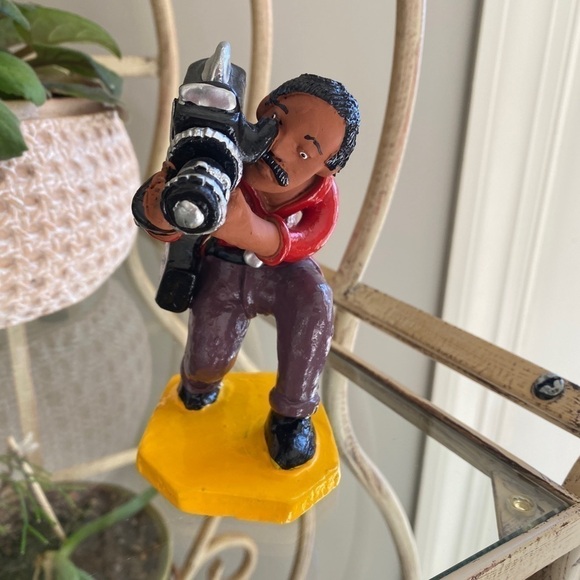 RARE FIND Vintage -Work of the Popular Artist Mestre Luiz Antônio - TV cameraman - Picture 6 of 11